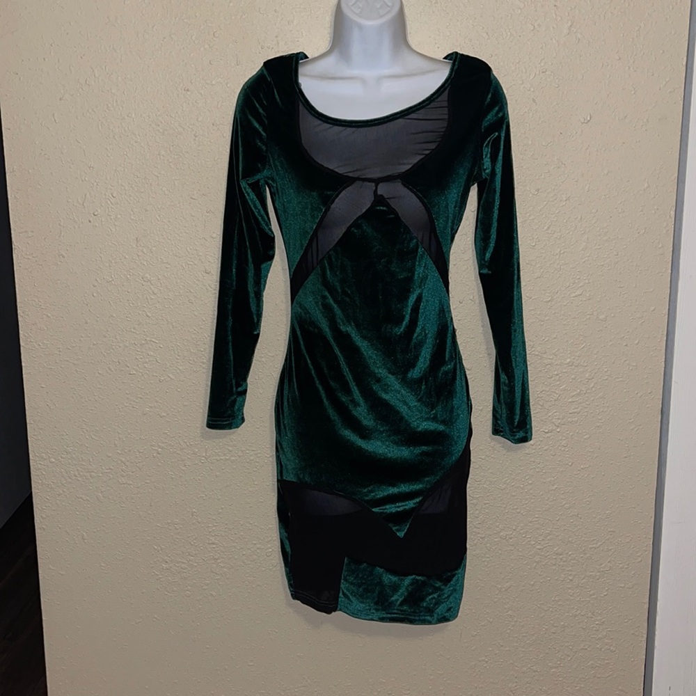 Beautiful velvet green mesh dress size S-L